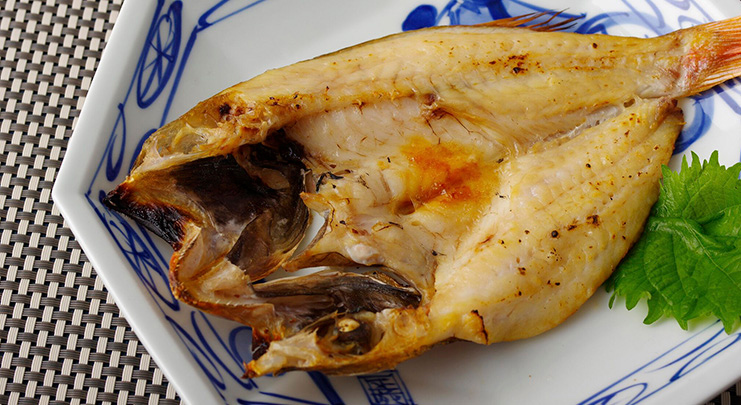 九十九島で育った真鯛で、鯛づくしのフルコースが味わえます