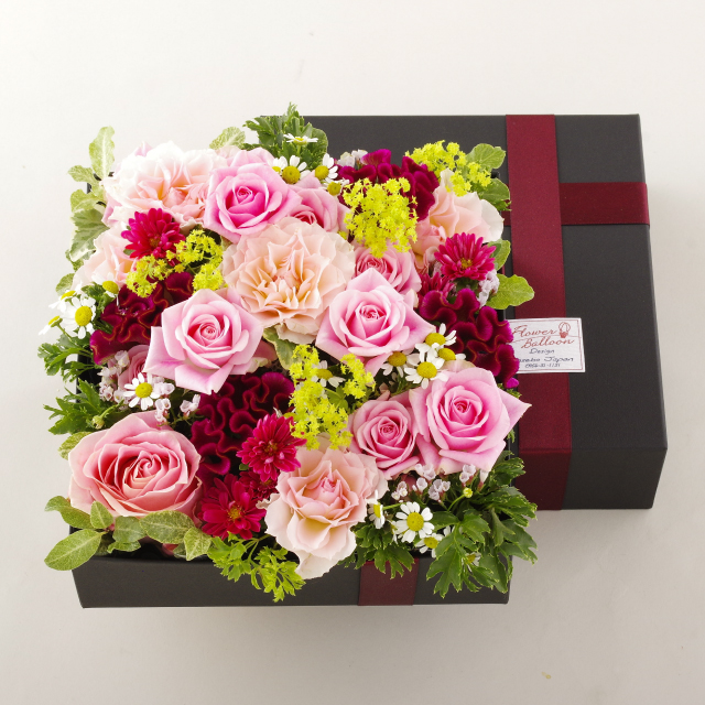 9750円 人気商品 ふるさと納税 佐賀市 季節の生花のフラワーボックス